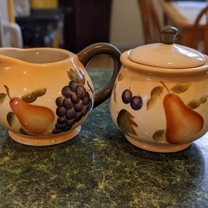 Home Interiors Creamer and Sugar Bowl Set